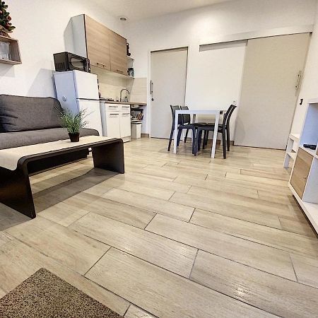 Apartamento F2 "Le Parc" Clim, Wifi, Pmr Balaruc-les-Bains Exterior foto